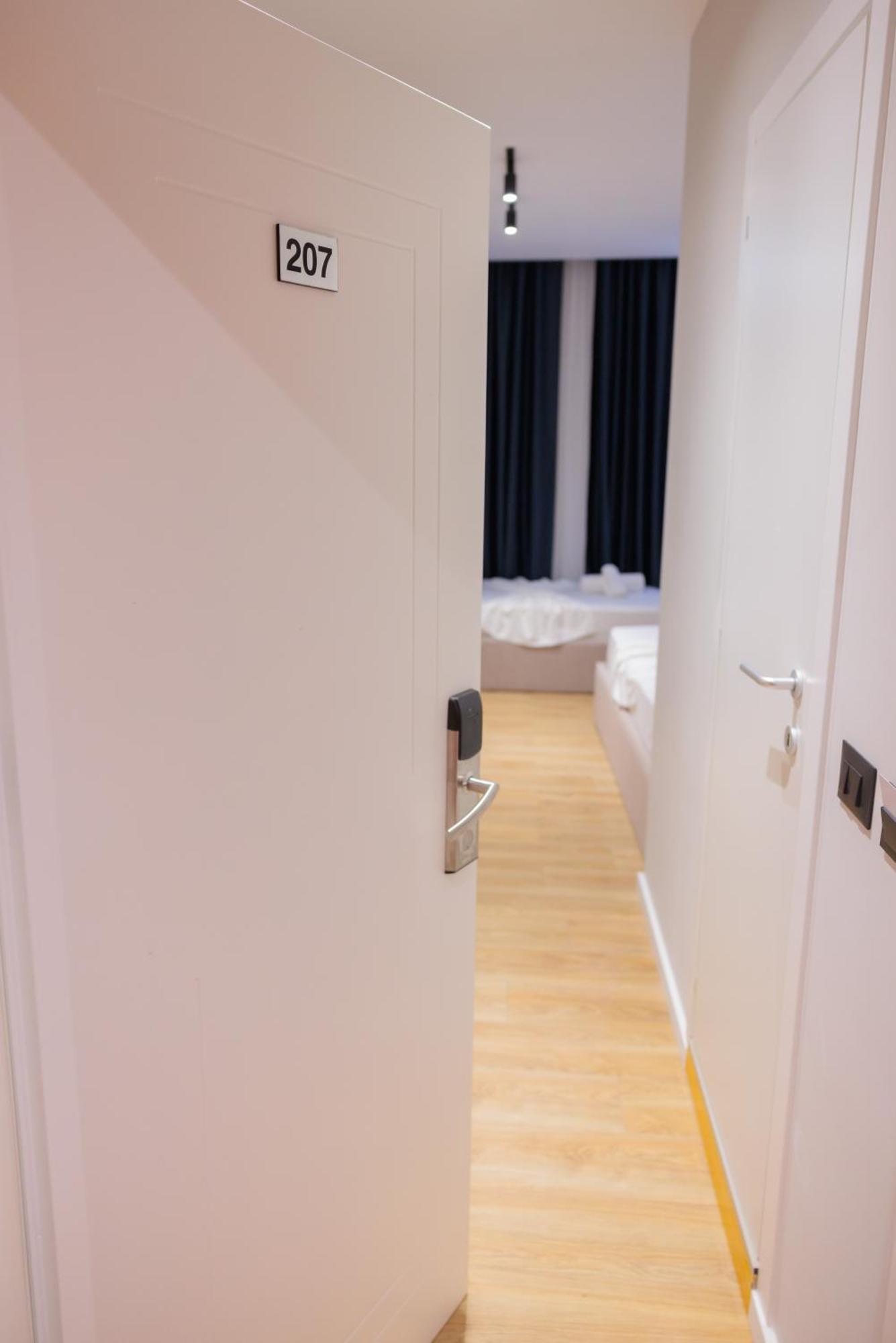 Bel Ami Tirana 2 Hotel Eksteriør billede