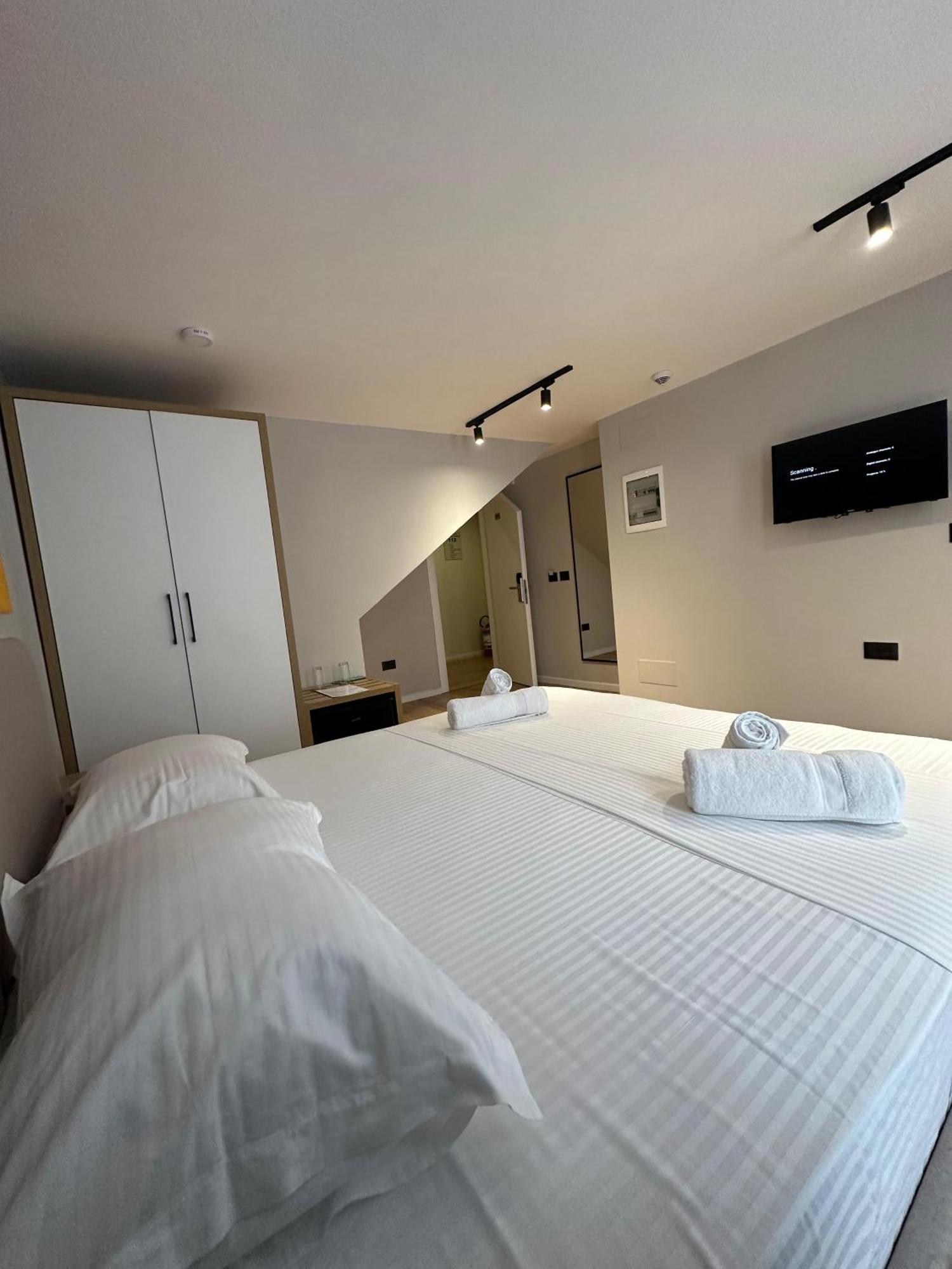Bel Ami Tirana 2 Hotel Eksteriør billede